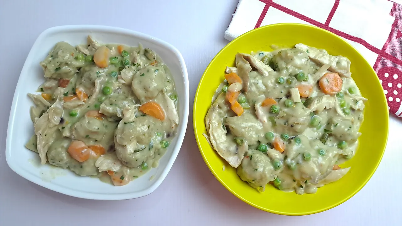 Chicken and Dumplings (Southern Style)