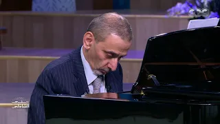 زياد الرحباني يعزف مقدمة ميس الريم في استوديو معكم منى الشاذلي 