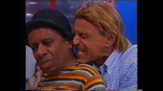 Canarinho e o Livro de Receitas de Saladas | A Praça é Nossa (14/12/2003)