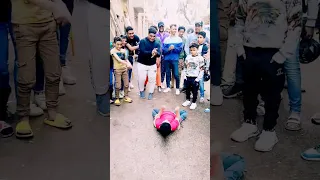 الولد ده مشكله ارقص يا عم صابر هنروح المولد هموت من الضحك  دندنها