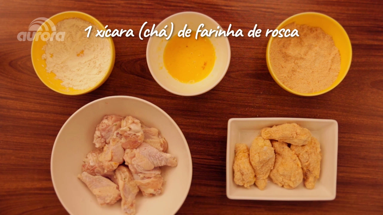 COXINHA DA ASA CROCANTE COM MOLHO ROSÉ