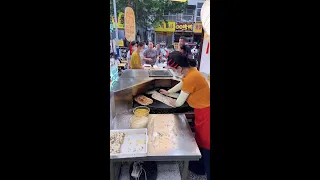 Delicious food live