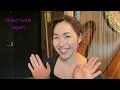 Full harp interview: straight or curved fingers
