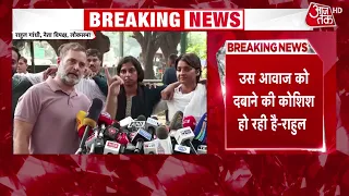 Rahul Gandhi With NSUI Students: क्या Delhi Police ने प्रदर्शनकारी छात्रों के साथ मारपीट की?