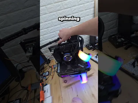 this PC can rotate FORVER and never tangle