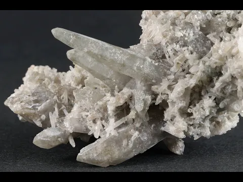 甲武信鉱山産緑水晶 57g｜国産天然石 原石 通販キラリ石