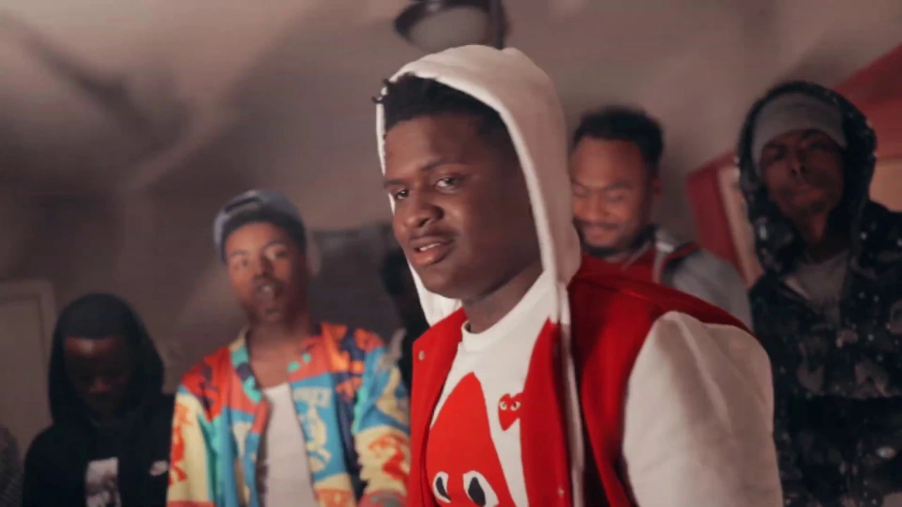 TMH32SHOTS-MOBVIDES (  OFFICIAL VIDEO ) PRODBY NEILONDATRACK .SHOTBY@HV3VISUAL