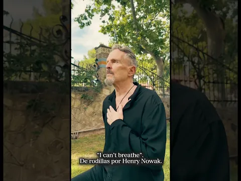 “I can’t breathe”. De rodillas por Henry Nowak.