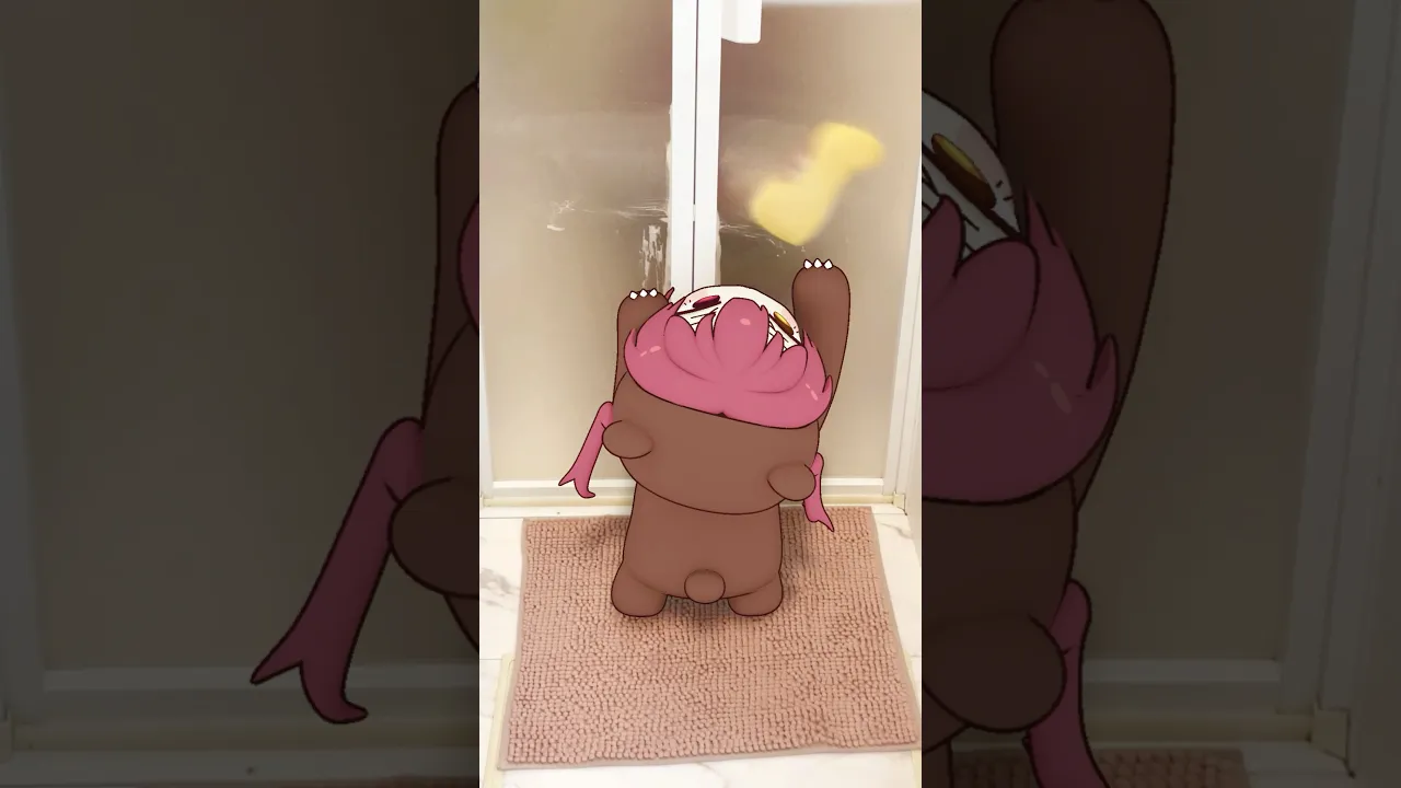 お風呂掃除で猫みたいになるクマリン??#shorts #funnyvideo