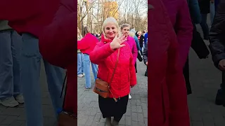 8 03 25г Какая же Я Бабка Влада Вершинина звучит на танцполе в Гомеле  8 03 25г Какая же Я Бабка Влада Вершинина звучит на танцполе в Гомеле