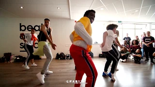 kwamz and flava shooooo remix feat joey b and medikal afrodance video reis fernando