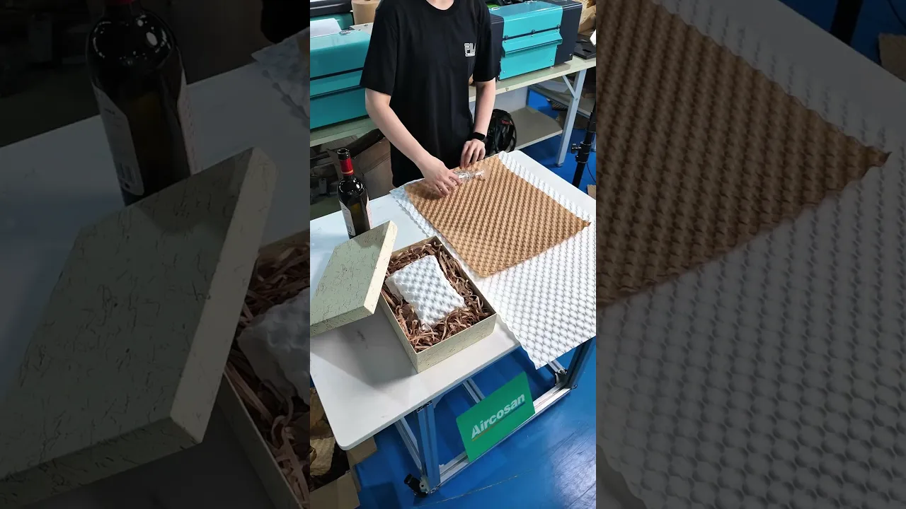 Erfüllen Sie globale Plastikverbotspolitiken mit Papierblasenverpackung. Diese Papierblasenmaschine
