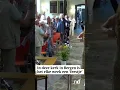 Download Lagu Deze dominee maakt er elke zondag een feestje van