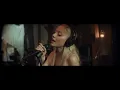 Ariana Grande - Honeymoon Avenue (Live from London)