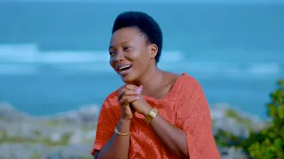 ms seline safi feat martha mwaipaja mwaka wa amani official video 