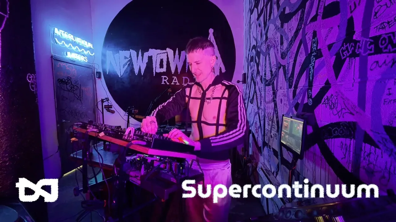 Supercontinuum — EP011