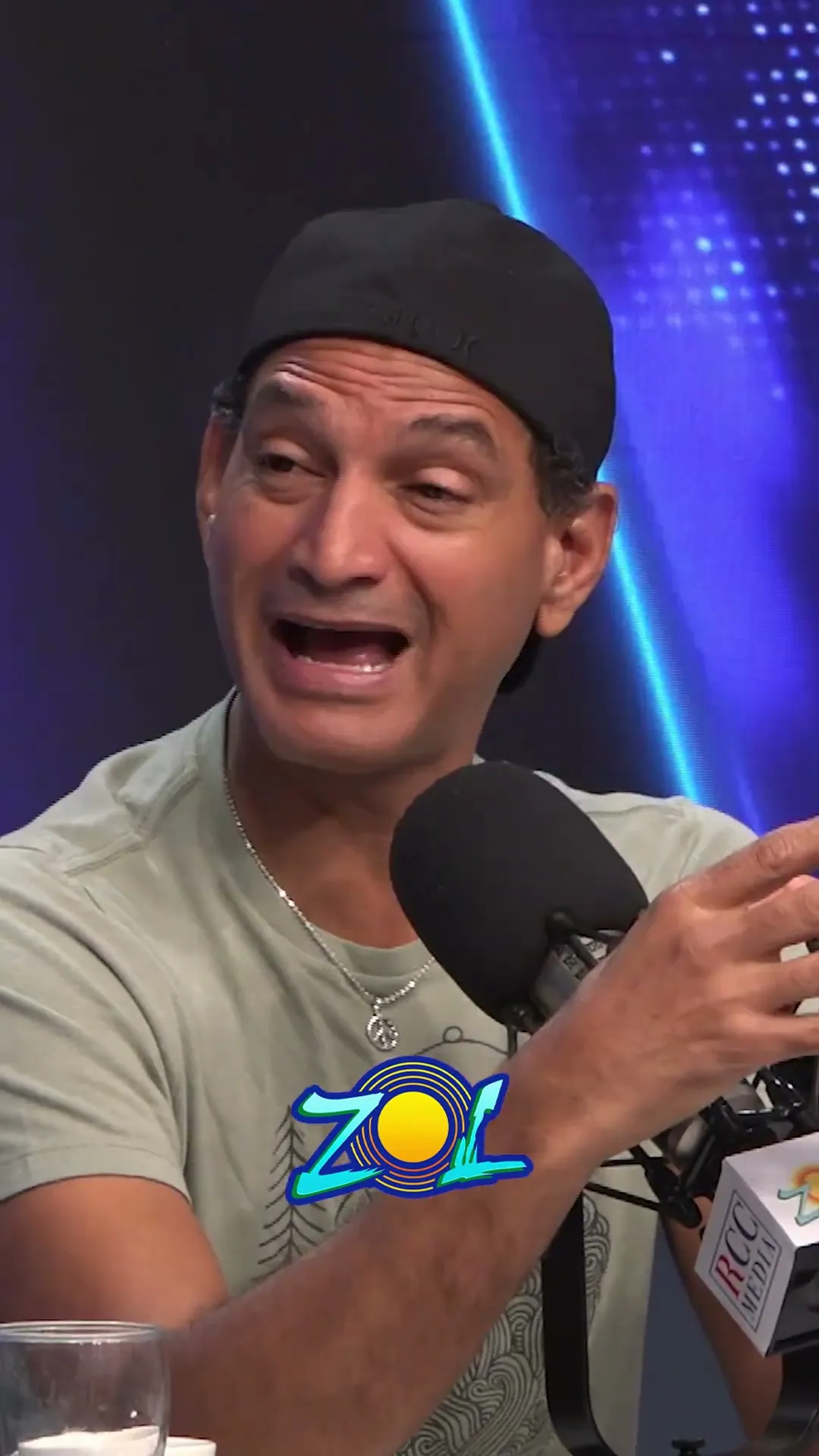 HÁBITOS  IMPORTADOS