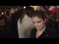 Download Lagu Mr. Right: Anna Kendrick Red Carpet Movie Premiere Interview | ScreenSlam