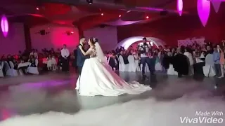 رقص احلا عريس وعروسه رقص سلو يجنن 