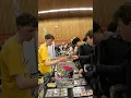 Download Lagu Hij RUILT zijn €150,- Kaart voor alle MEGA EX Pokemon! (Vendor POV)