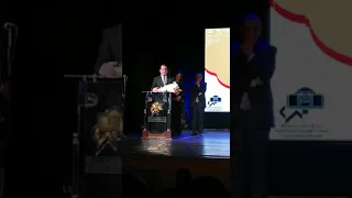 محمد ثروت يغني باللغة الهندية 