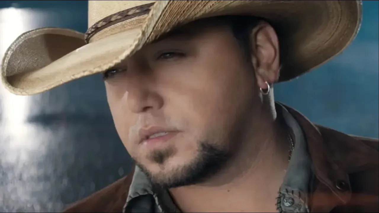 Jason Aldean - Tonight Looks Good On You (Official Music Video)