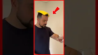 ضع كوب ماء مقلوب على رأسك 