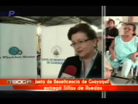 Junta de beneficiencia de Guayaquil entregó sillas de ruedas