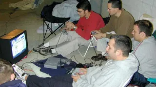 The Midnight Release of the Playstation 2 in 2000 Gamestop PS2