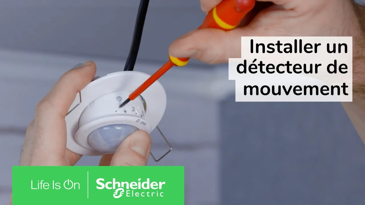 Installer un détecteur de mouvement encastré pour l’éclairage