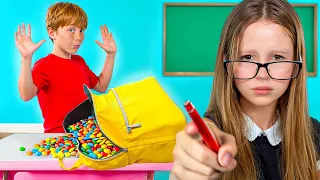 नास्त्या बच्चों को स्कूल की अच्छी आदतें सिखाती हैं