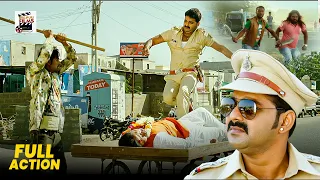 बाबूजी की जान पवन सिंह बचा लिये | #Pawan Singh | Bhojpuri Movie Scene | Action Scene | Movie Clip