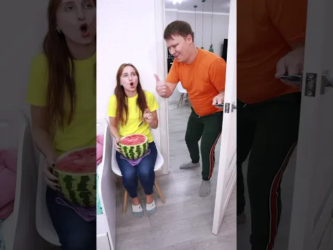 She hid sausages on watermelon 🍉🌭 Happiki short video