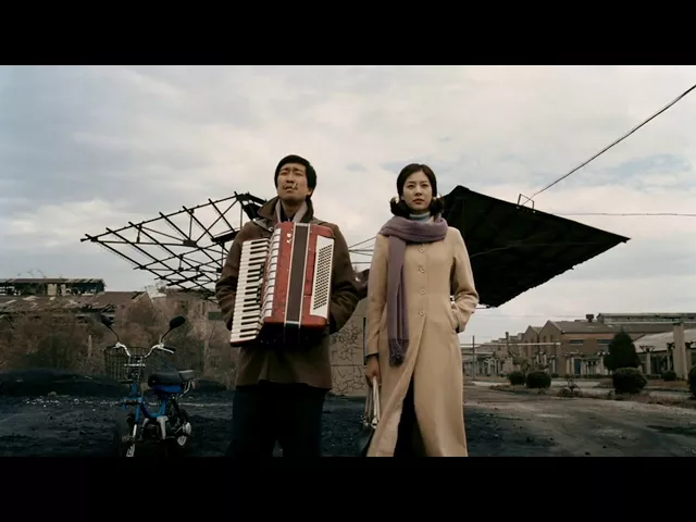 The Piano In a Factory - trailer - IFFR 2011
