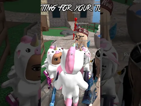 unimoe is back🦄