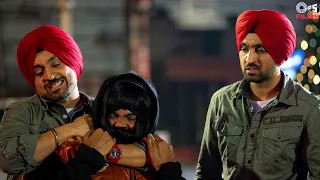 Diljit Dosanjh Ko Mil Gaya Woh Jasoos Jo Rakh Raha Tha Uspar Nazar | Ambarsariya | Diljit Dosanjh |