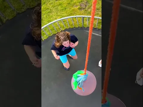 TRAMPOLIN WASSERBOMBEN Challenge!