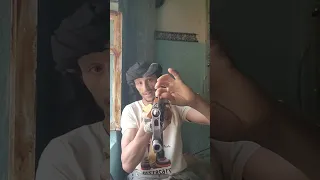 كيف يتم وزن الآلى الكلاشنكوف في اليمن من دون أي طلقه 