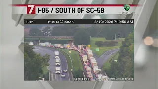 Early morning crash closes all lanes on I-85 South