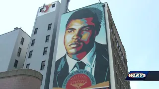 Louisville dedicating new Muhammad Ali mural on Chestnut Street YMCA