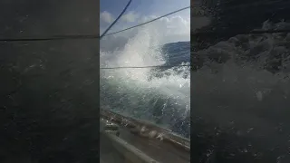This is what 25 knots of wind looks like