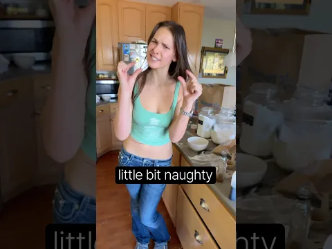 Such A Mess🤤 #shorts #funnyshorts #baking