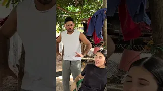 Irjelis le da consejos a su amiga 🤣