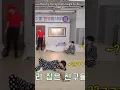Download Lagu The way they 'fly' to the bed 😂 #wayv
