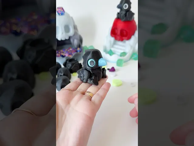 DreamHorn Collab Skull dice tower and Crow slider video thumbnail