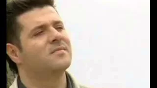 لله اللي عم يجمعكن 